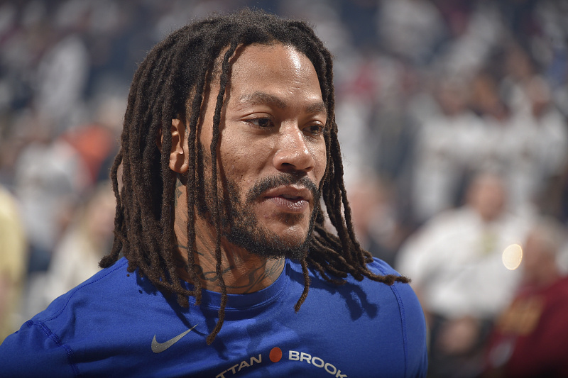 转折点孟菲斯灰熊迎来里程碑；英超转会期攻防权衡；球迷炸锅；球队文化再被提及的简单介绍